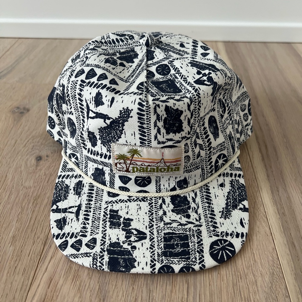 Patagonia Blue and White Patterned Hat